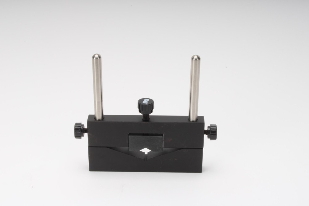 Edmund Optics #03-669 Fixed V-Mount