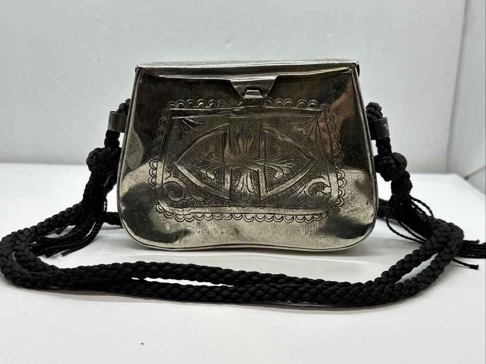 Vintage Moroccan Silver Plate Shouldered Small Metal Engraved Design Purse.