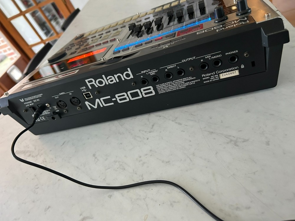 Roland MC808