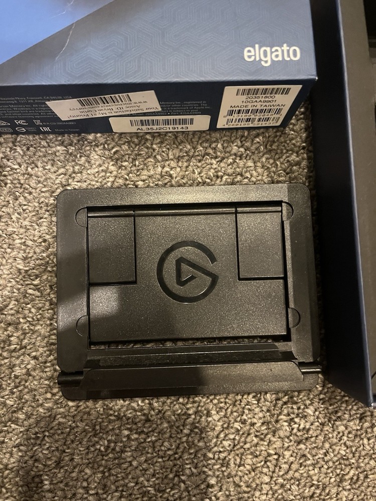 Elgato Stream Deck Live Content Creation Controller - Black, 15 Keys