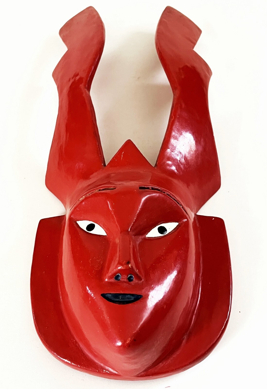 VICTORIANO SALGADO MEXICAN MICHOACAN URUAPAN WOOD MAQUE LACQUER RED COCUCHA MASK