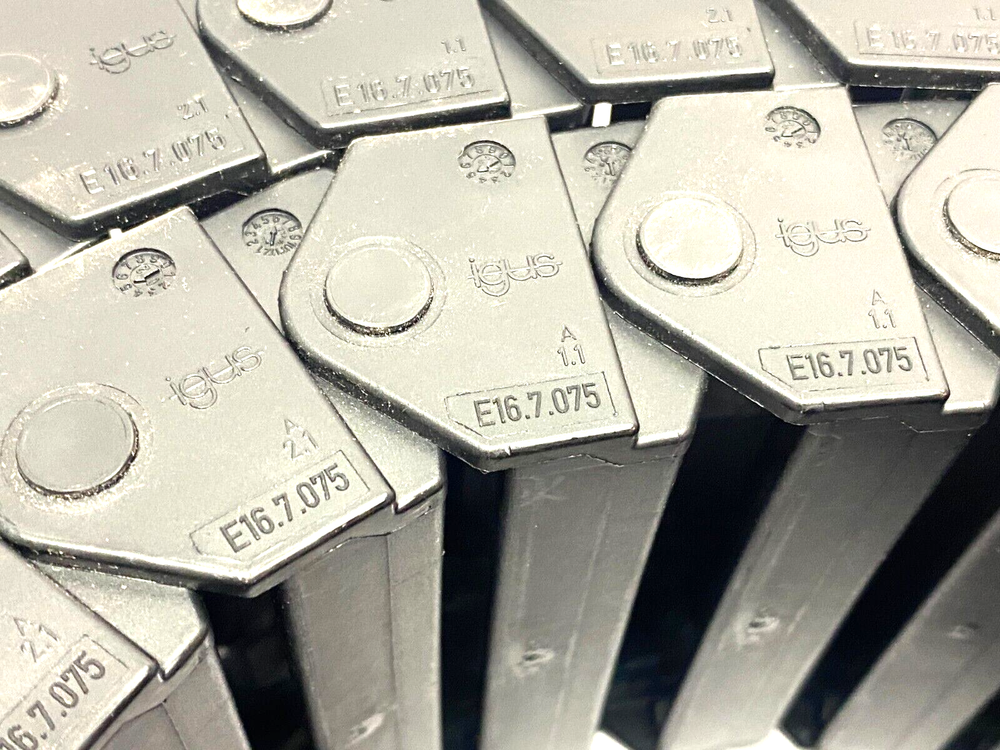 Igus E16.7.075 Energy Chain Cable Carrier Single Side Exit 8ft Length