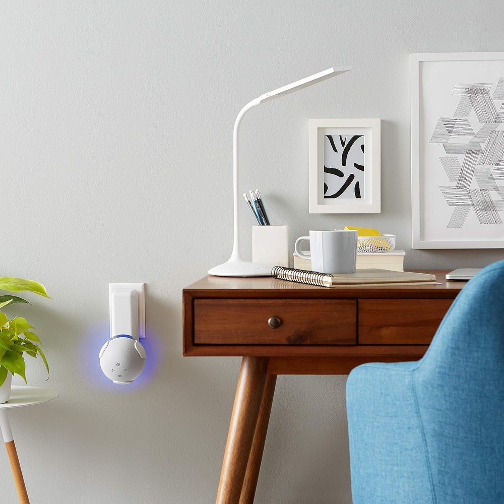 Outlet Hanger for Echo Dot (4th Generation) - White