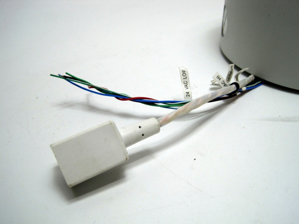 Pelco IP111-CHV9 Camclosure Integrated Camera System