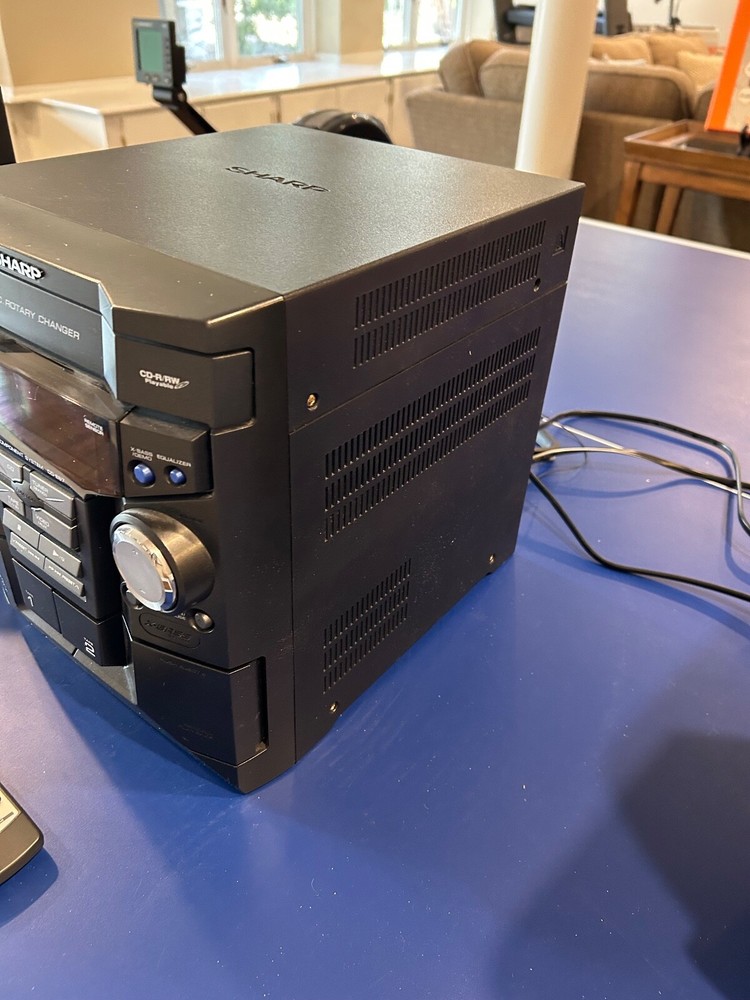 Sharp Mini Component System CD-E67 3-WAY SIDE FIRING BASS Stereo AM FM,CD,2 Tape