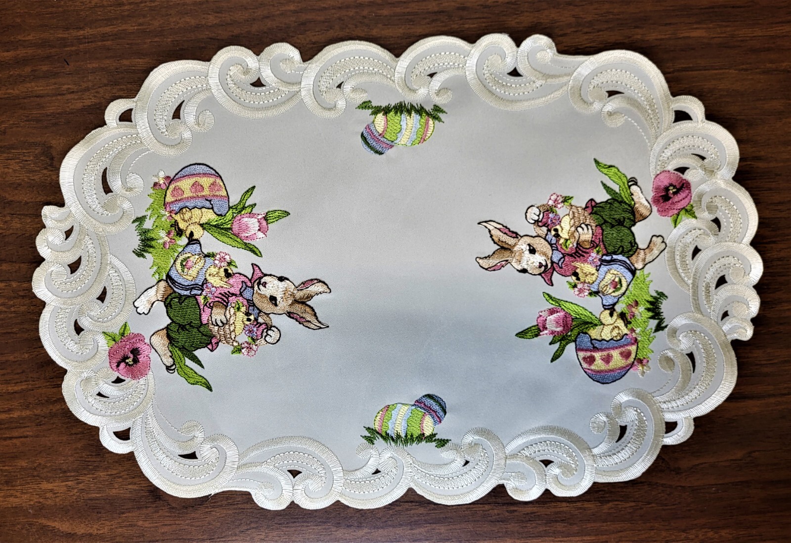 Doily Boutique Table Runner, Doily, Mantel Scarf with Easter Bunny on Ivory