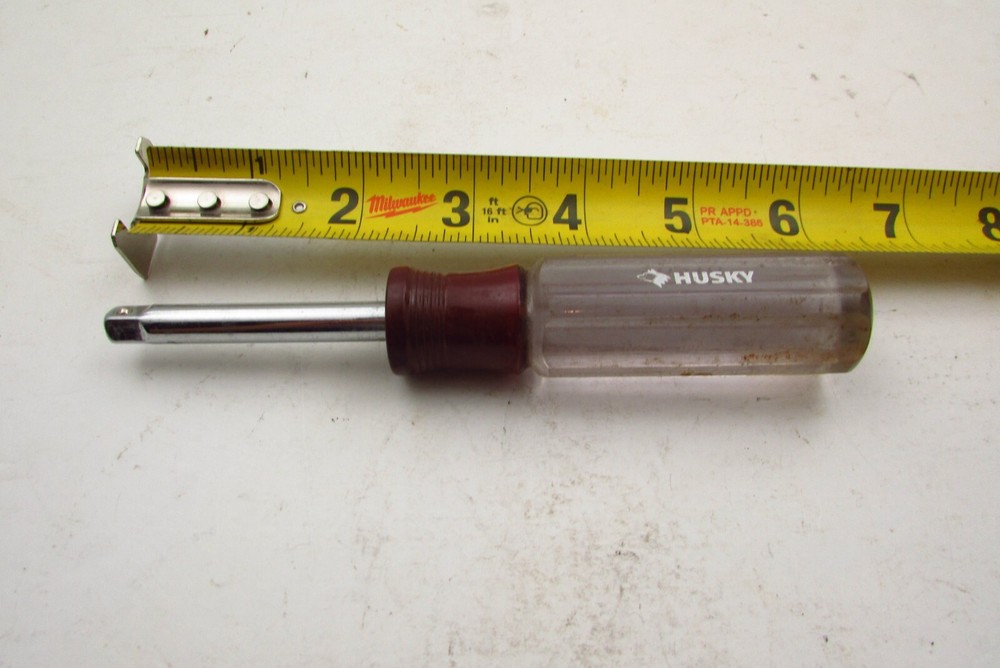 HUSKY 1/4" SOCKET DRIVER -- 20210