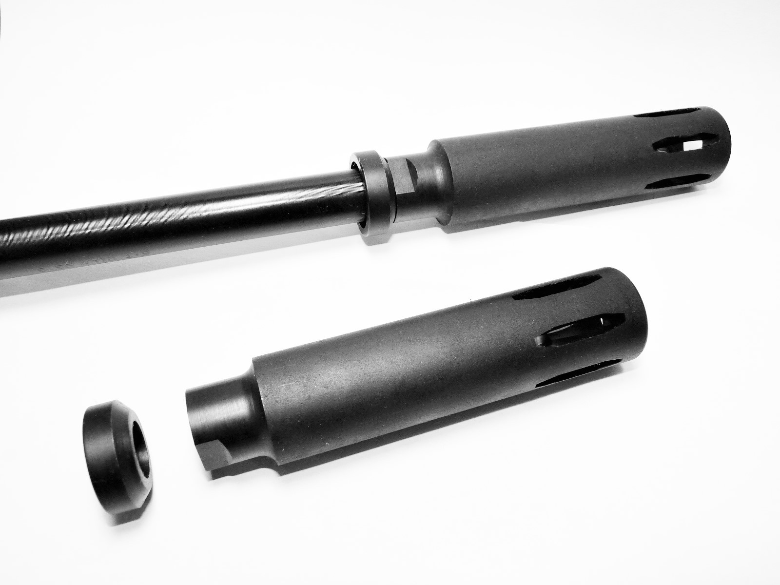 Muzzle Brake / Device, XM177 STYLE, VIETNAM ERA, 4.34" L., 1/2-28, MADE IN USA!