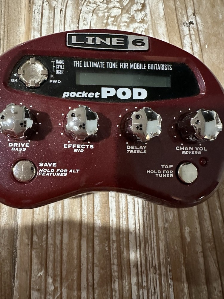 LINE 6 POCKET POD ELECTRIC GUITAR MULTI EFFECT PROCESSOR AMP EMULATOR