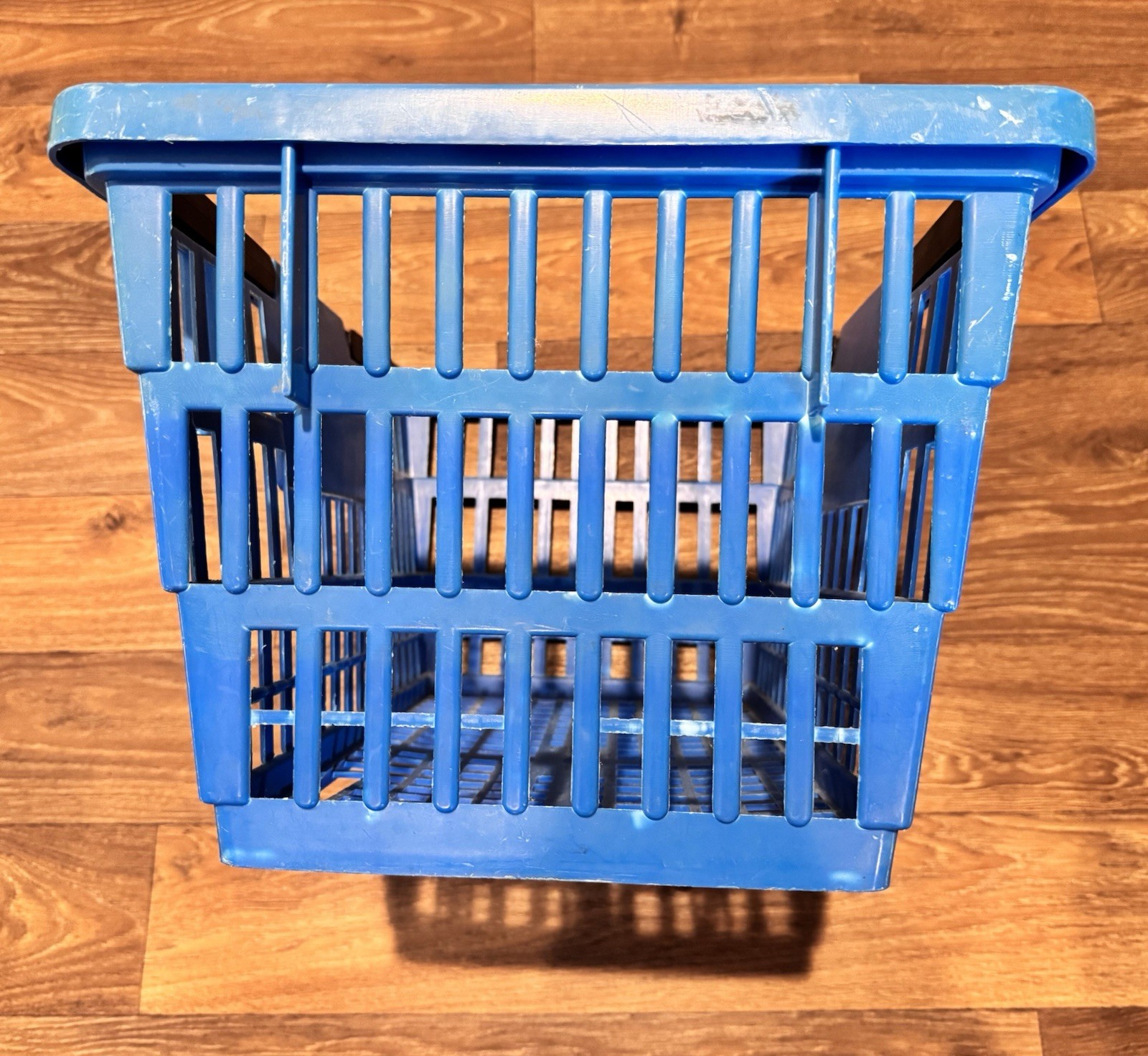 Vintage Toys R Us Blue Shopping Basket Rare Geoffrey