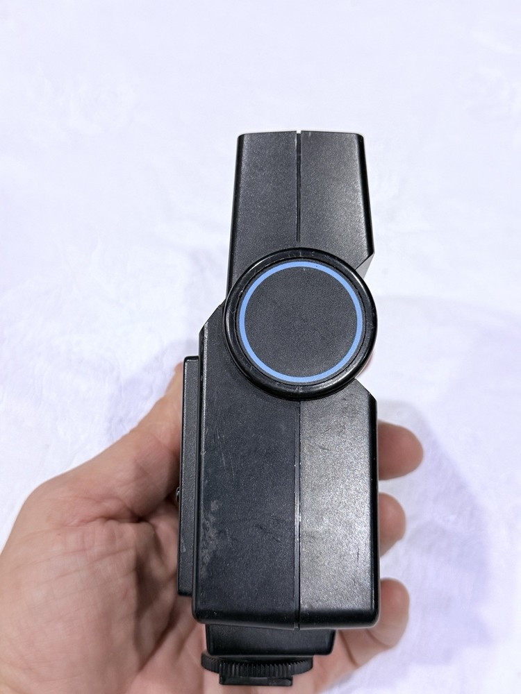 Vivitar Auto Thyristor 550FD Flash Unit – Tested Working