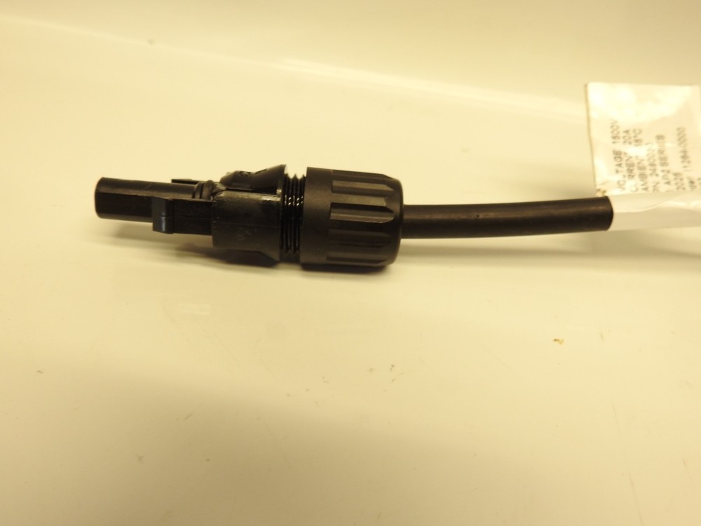 TPI 215220 AmPhenol 2480030 Solar Panel Inline Fuse