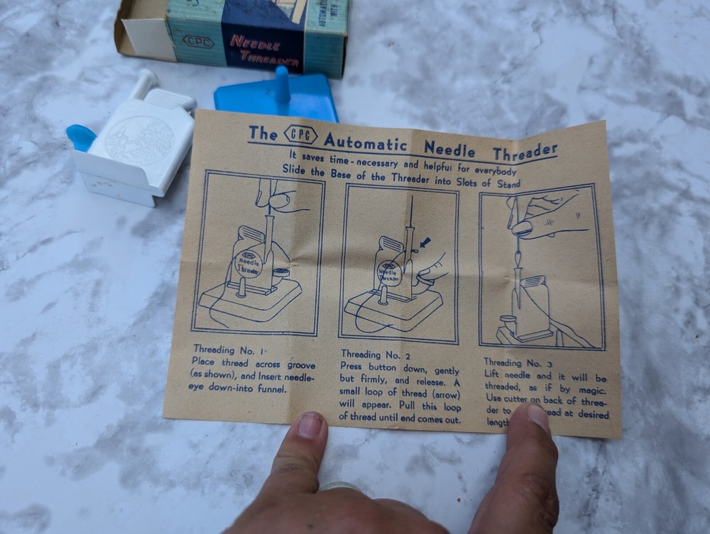 Vintage The CPC Automatic Needle Threader w/ instructions NOS (1)