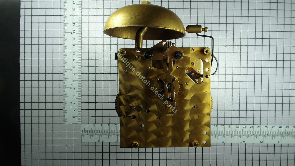 PENDULUM LEADER SCHATZ CLOCKWORK WITH ESCAPE SETTING ON ESCAPE