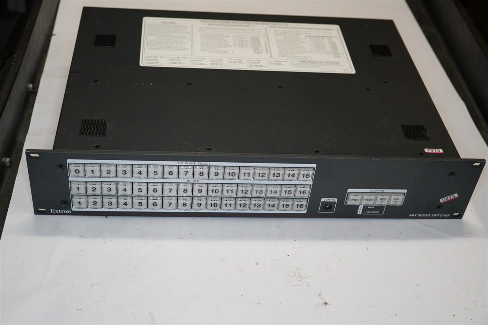 Extron SMX Series Switcher 4 DVI-D Inputs and 4 DVI-D Outputs.