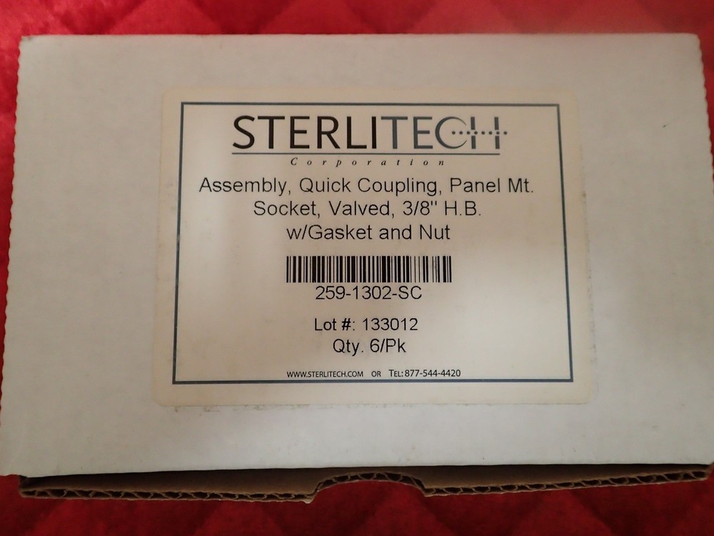 Sterlitech Quick Coupling Panel Mt. - Socket, Valved 3/8" - H.B. w/Gasket & Nut