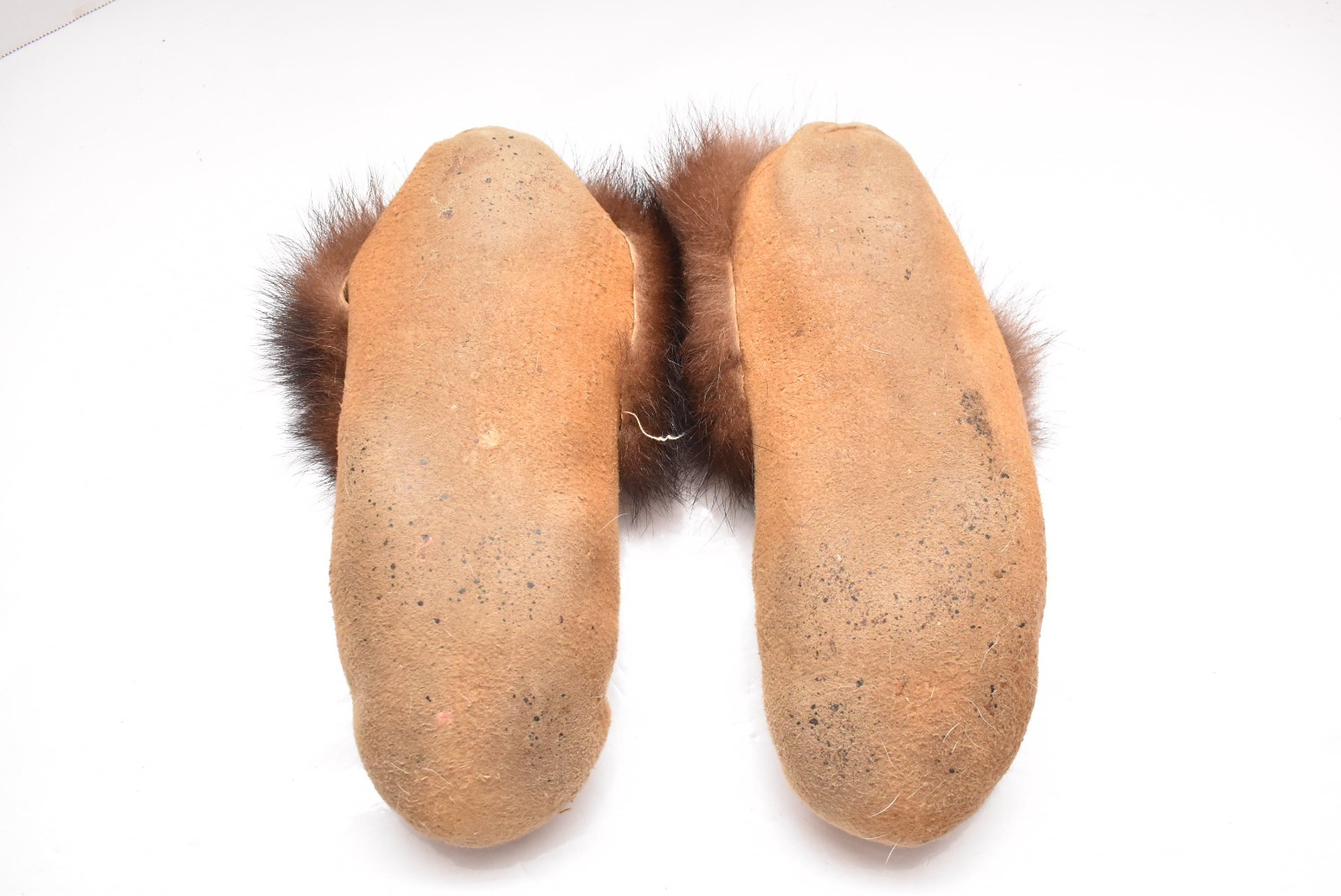 VINTAGE CREE INDIAN GEOMETRICAL BEADED MOCCASINS NATIVE AMERICAN 11"