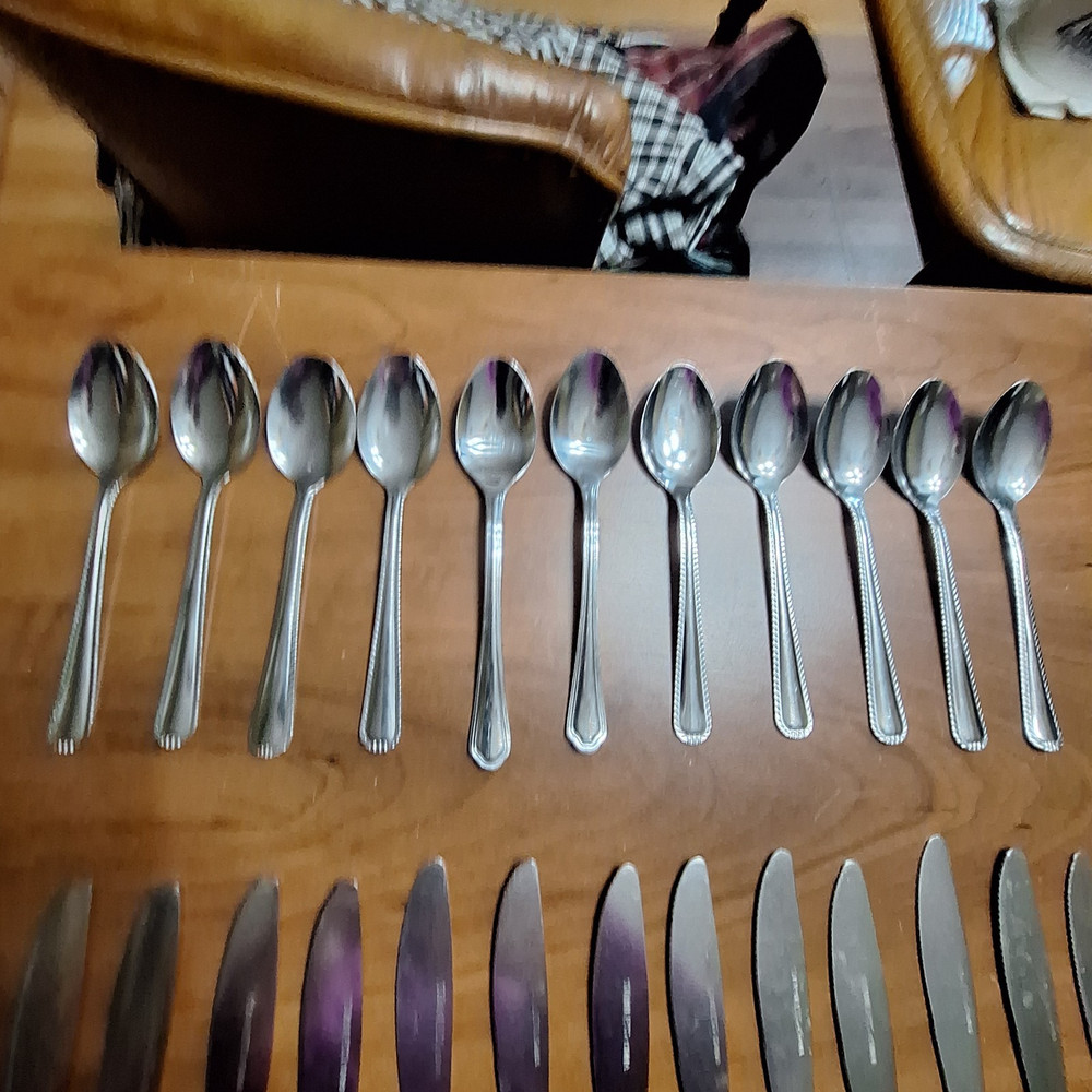 Stainless China Flatware Silverware - 44pc - Unbranded