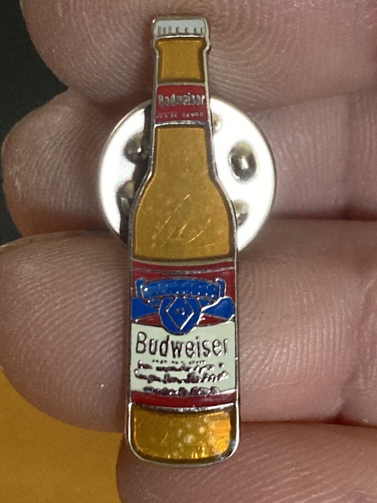 Budweiser Bottle Lapel Pin EUC K534