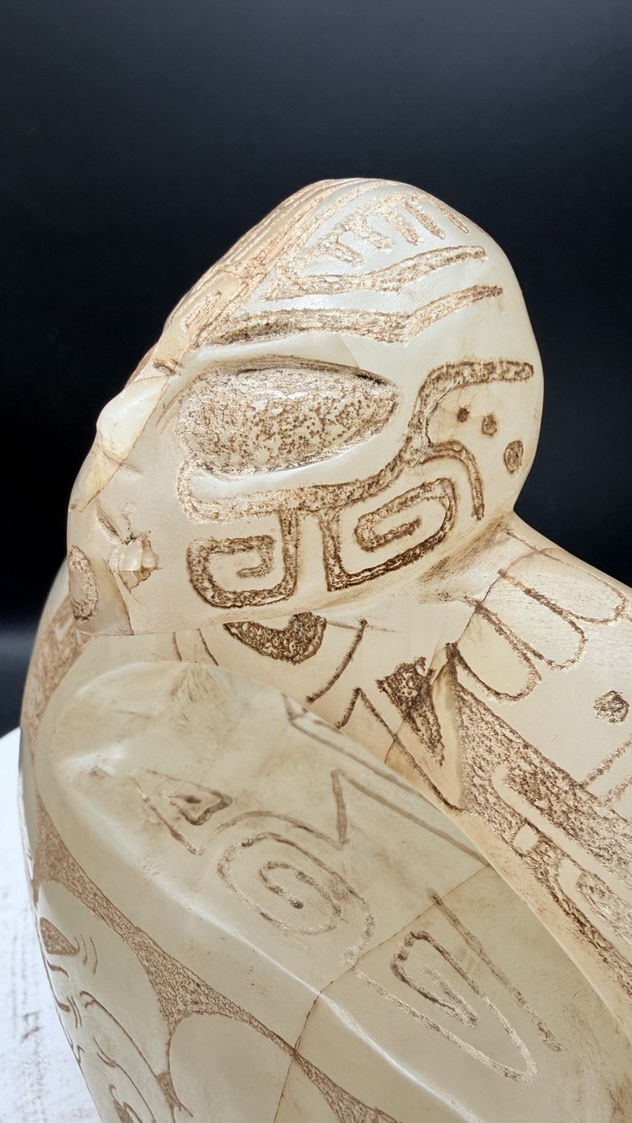 Glowing Calcite Aliencarving Handbag Guerrero Mexico Ojuelos