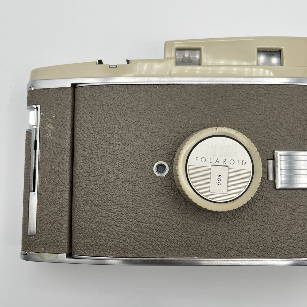 1950's Polaroid Land Camera Model 800 - Untested - NEEDS HINGE REPAIRS