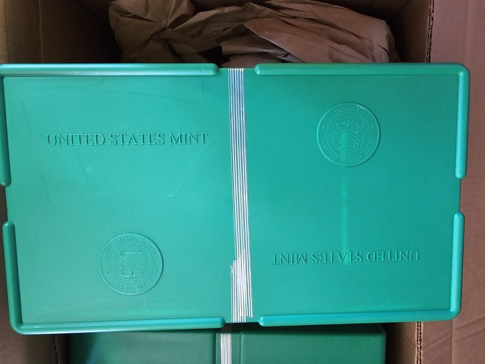 Two Empty Monster Box Silver Eagles & Maple Leaf 🍁 Yellow & Green. Mint Conditi