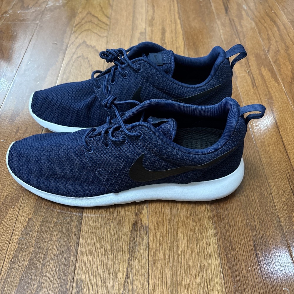 Nike Roshe One Midnight Navy: Size 9