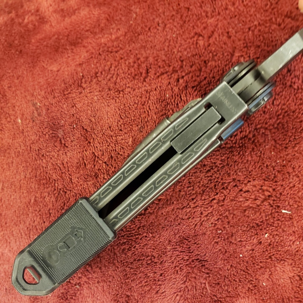 🔪 Gerber Center-Drive Multi-Tool with Tan Malice Clip Sheath