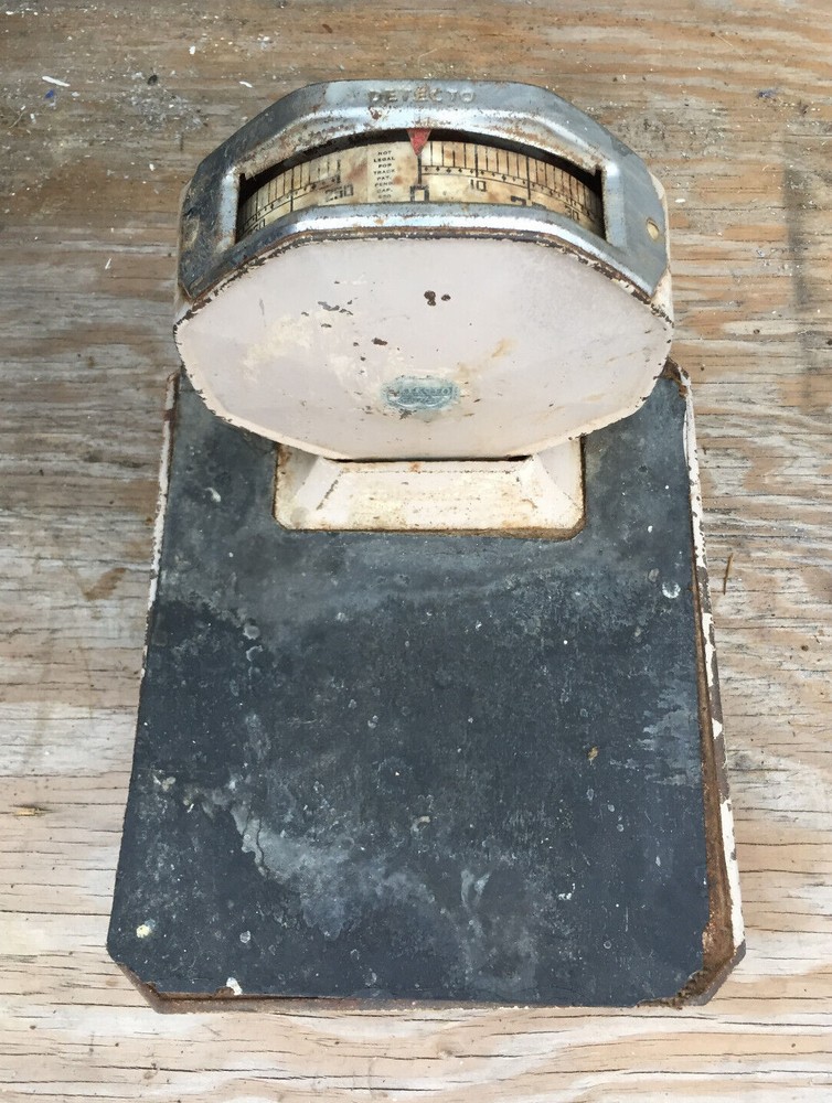Detecto Low Boy Scale Working Condition, Distressed Rustic Vintage