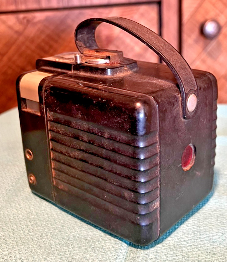 Brownie Hawkeye Camera Flash Model Kodak Untested as Is