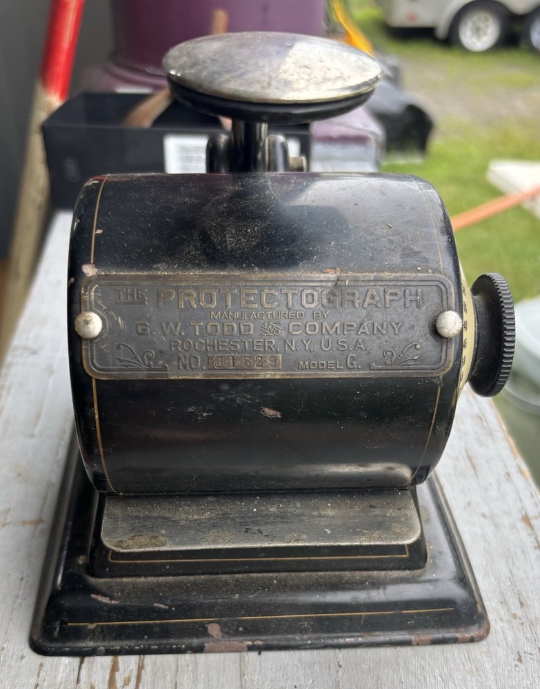 THE PROTECTOGRAPH GW Todd CO MODEL G Nice Condition