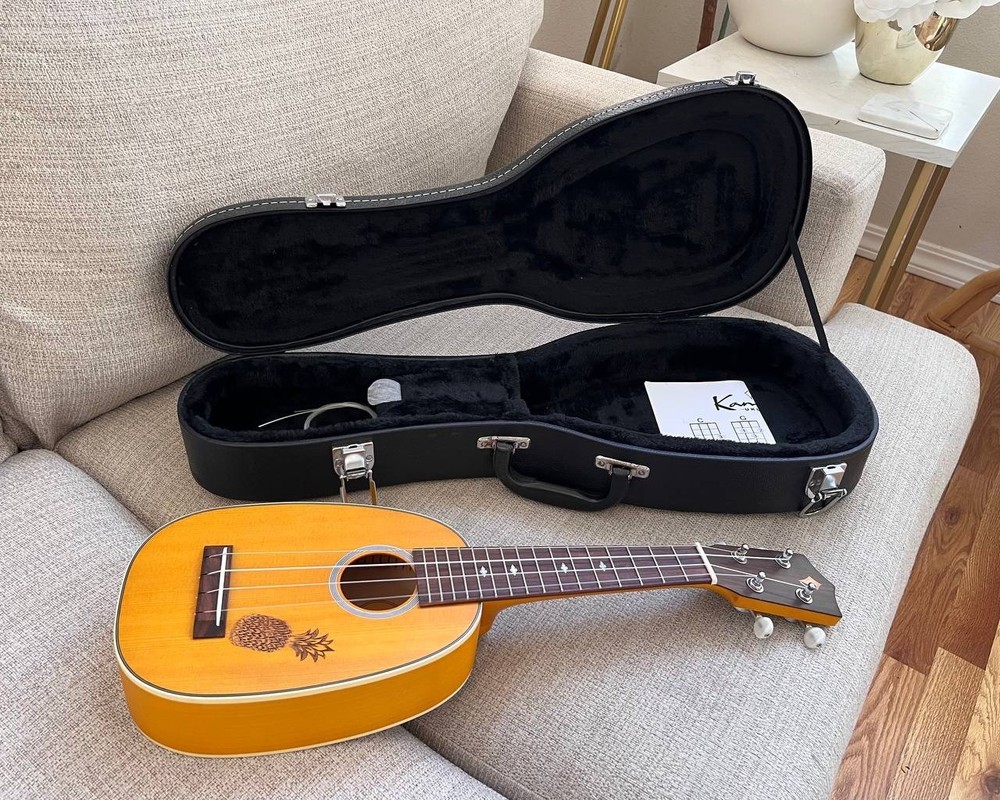 Kamoa Soprano Ukulele Pineapple Yellow Model E3-P