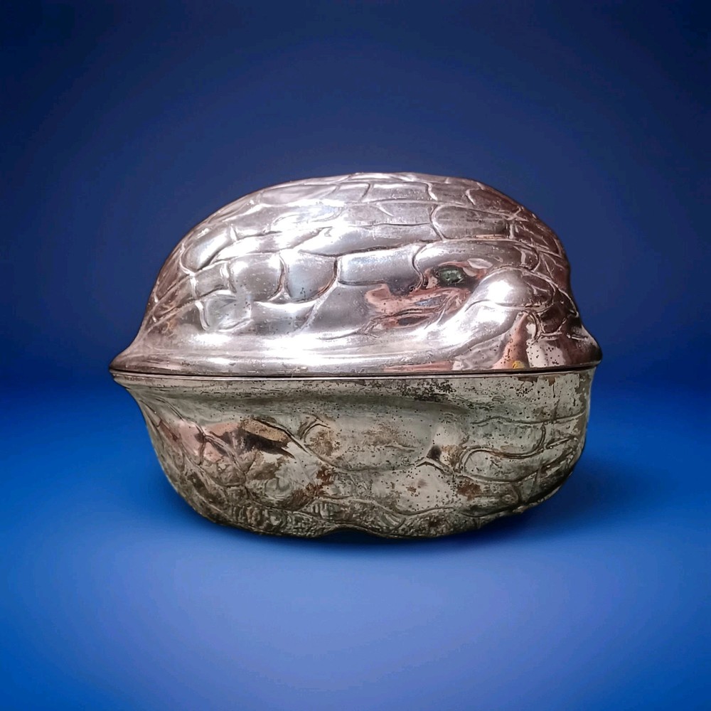 Vintage F.B. Rogers Silver Co Walnut Dish Mid-Century Trinket  Box Made in Japan