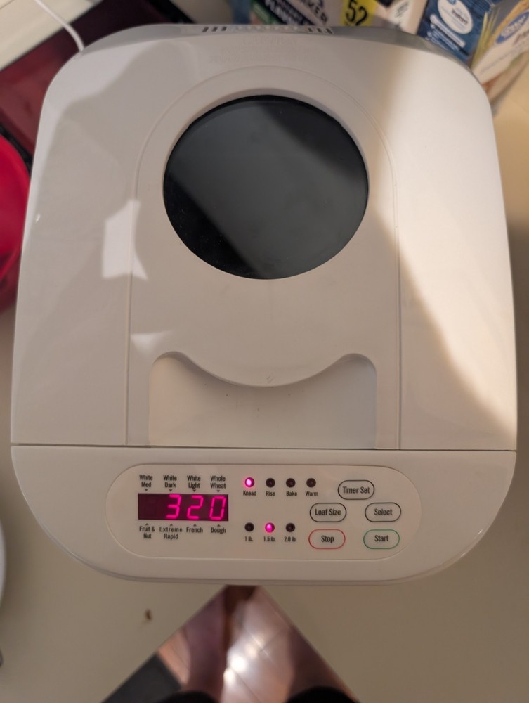 Bread Maker Breadman TR888 Corner Bakery 2lb Programmable Dessert NEW In BOX