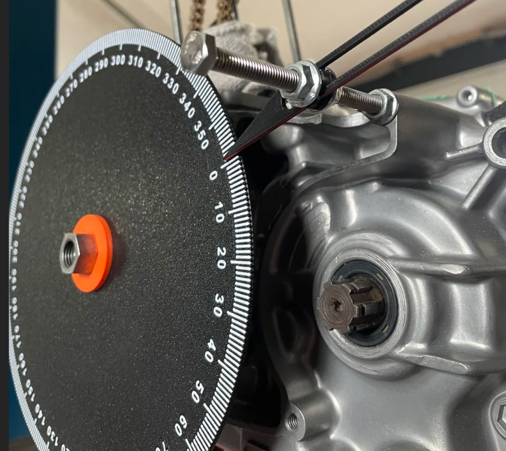 Universal Engine Degree Wheel for Timing or Porting 2 or 4 Stroke with Pointer