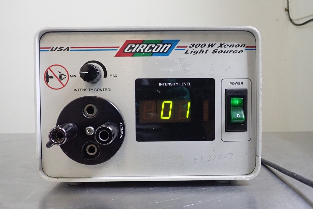 ACMI Circon 300W Xenon Light Source Model MV-9086