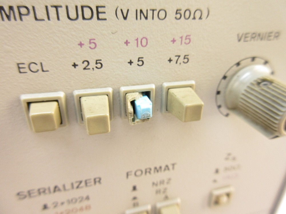 HP 8018A Serial Data Generator, 50 MHz Serial Data / PRBS Generator