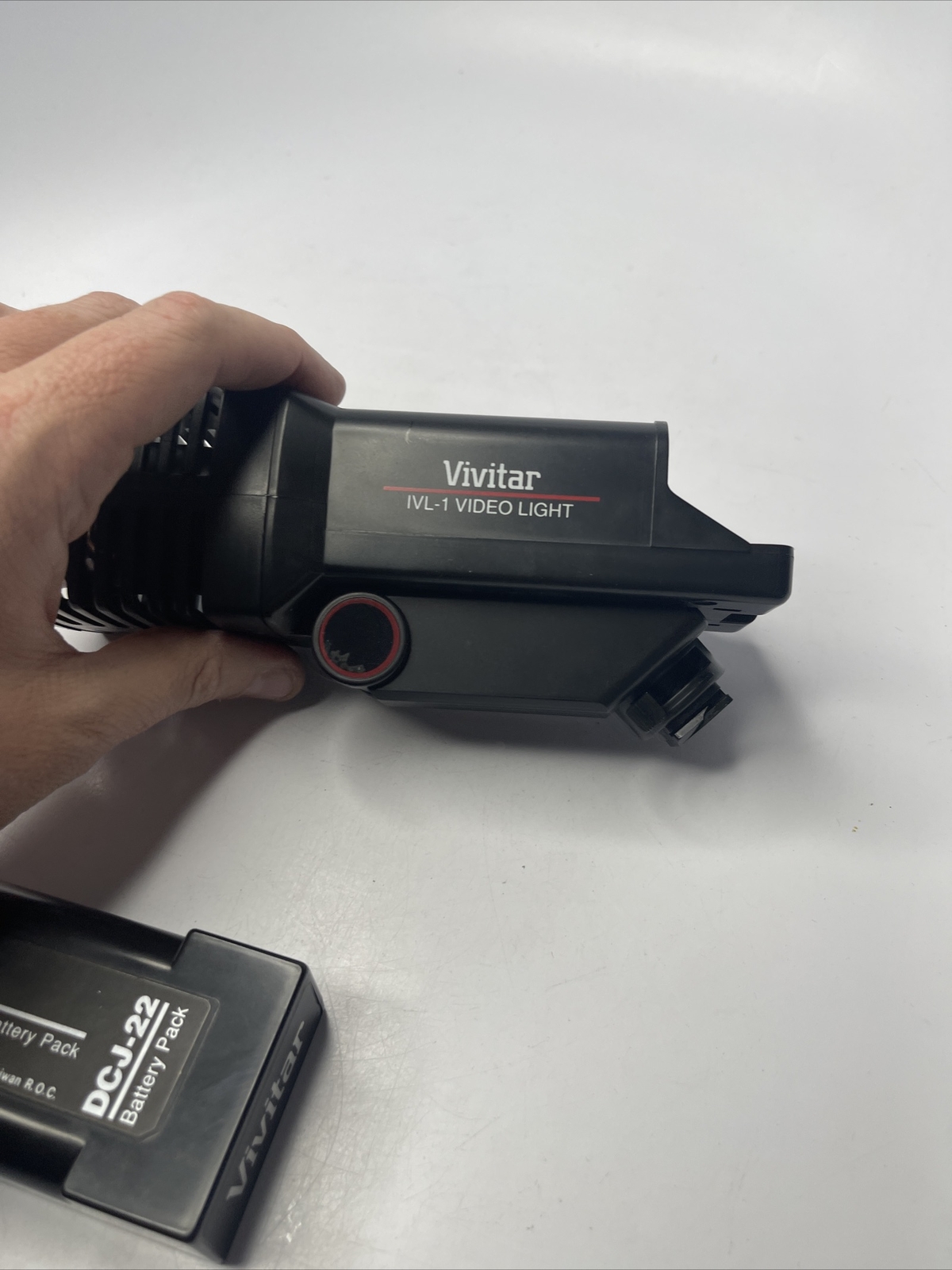 Vivitar IVL-1 Video Light And Battery Photography Lighting Nice Condition