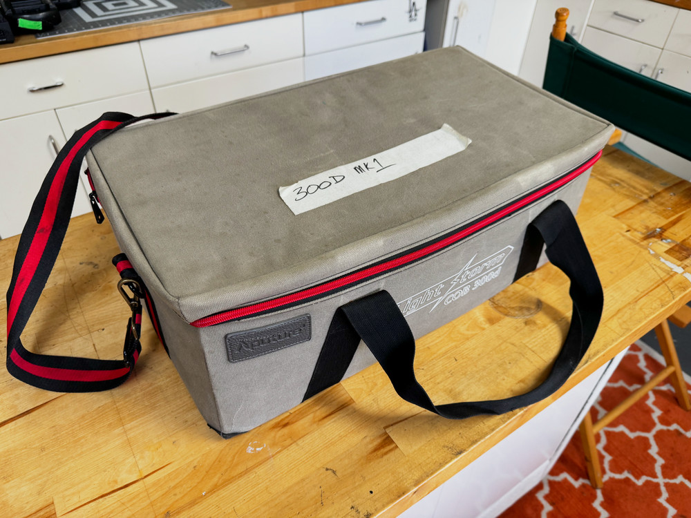 Aputure LS C300D V-Mount LED Light - Mark 1