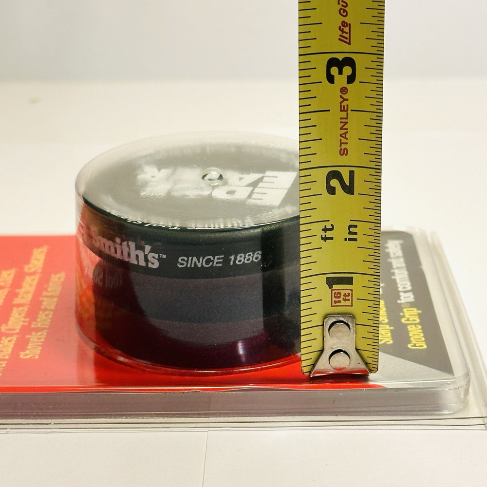 Smith's Sharpeners Edge Eater Stone Sharpening Puck