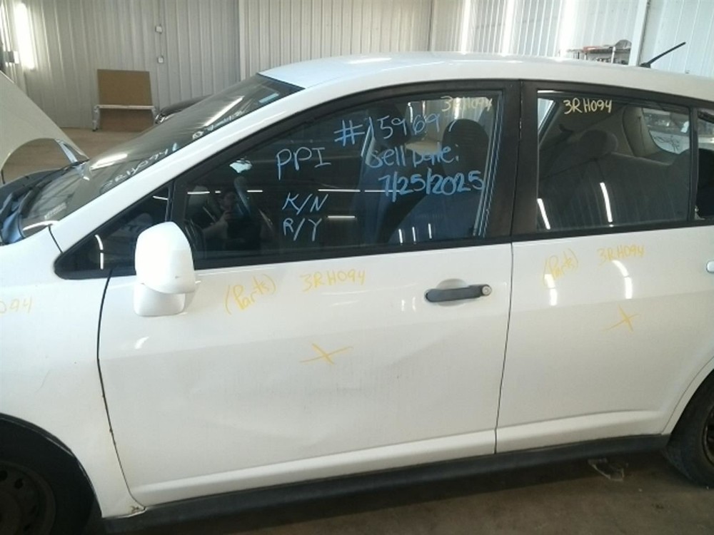 VERSA 2007 Keys/Latches/Locks 104934202