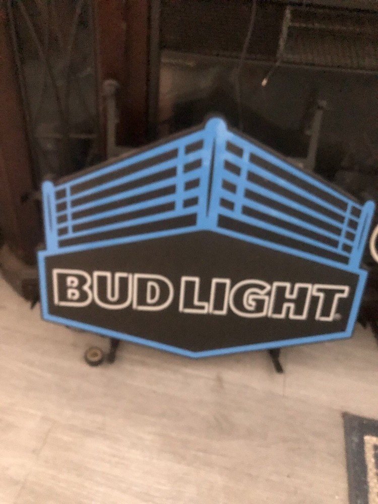 Budlight Boxing 🥊 Ring Led Good Pre Owned Condition Measures 27”x 22”