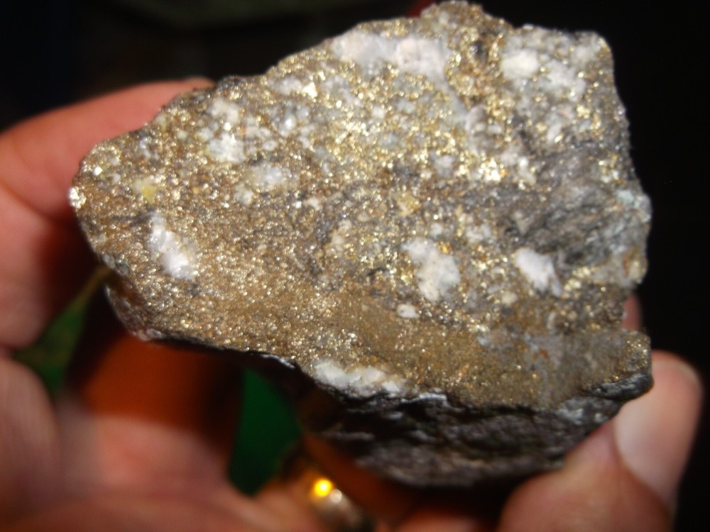 Gold, silver, copper, 259 grams samples ,ore high grade .