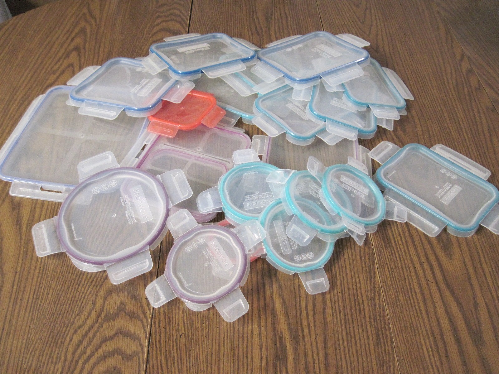 Pyrex Snapware Glasslock Plastic Storage Lid Replacement Various Sizes and Color