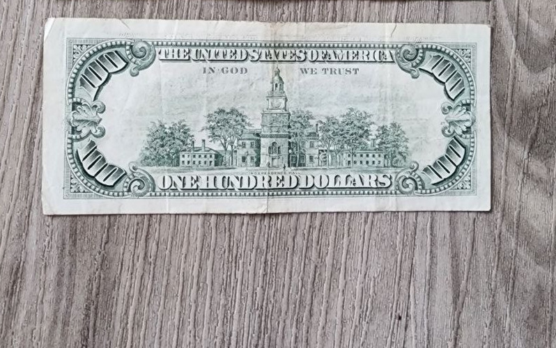 1988 Series 100 Dollar Bill