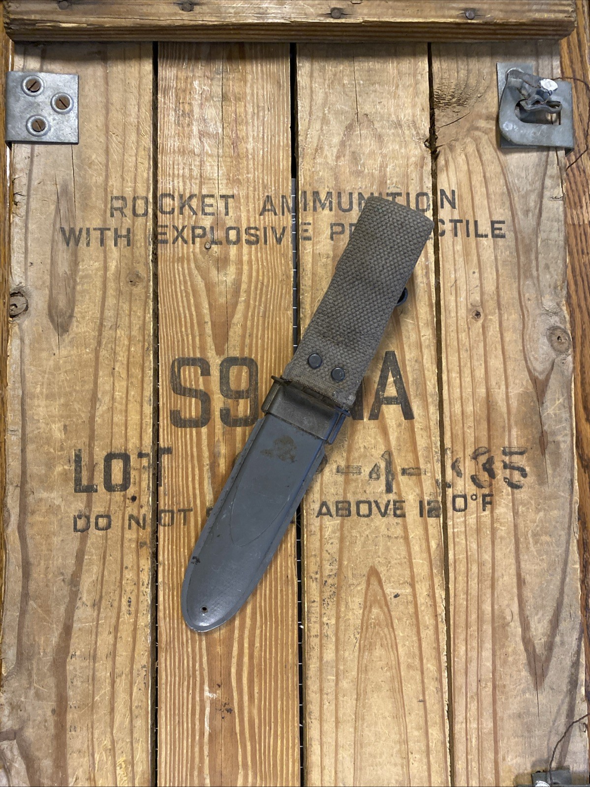 WW2 U.S.N. MK. 1 Robeson Shuredge No. 20 Fighting Knife NORD 4723 Scabbard Nice!