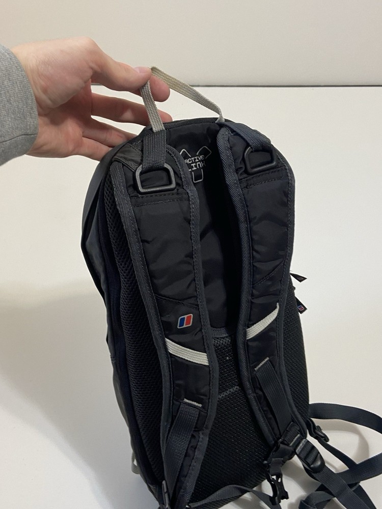 Berghaus Remote 8+4 Backpack Flow Technology Rucksack Bag Hiking