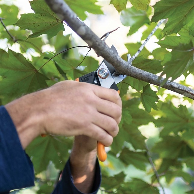 Fiskars Pruners Pro 1" Cutting Replaceable Blade 394955