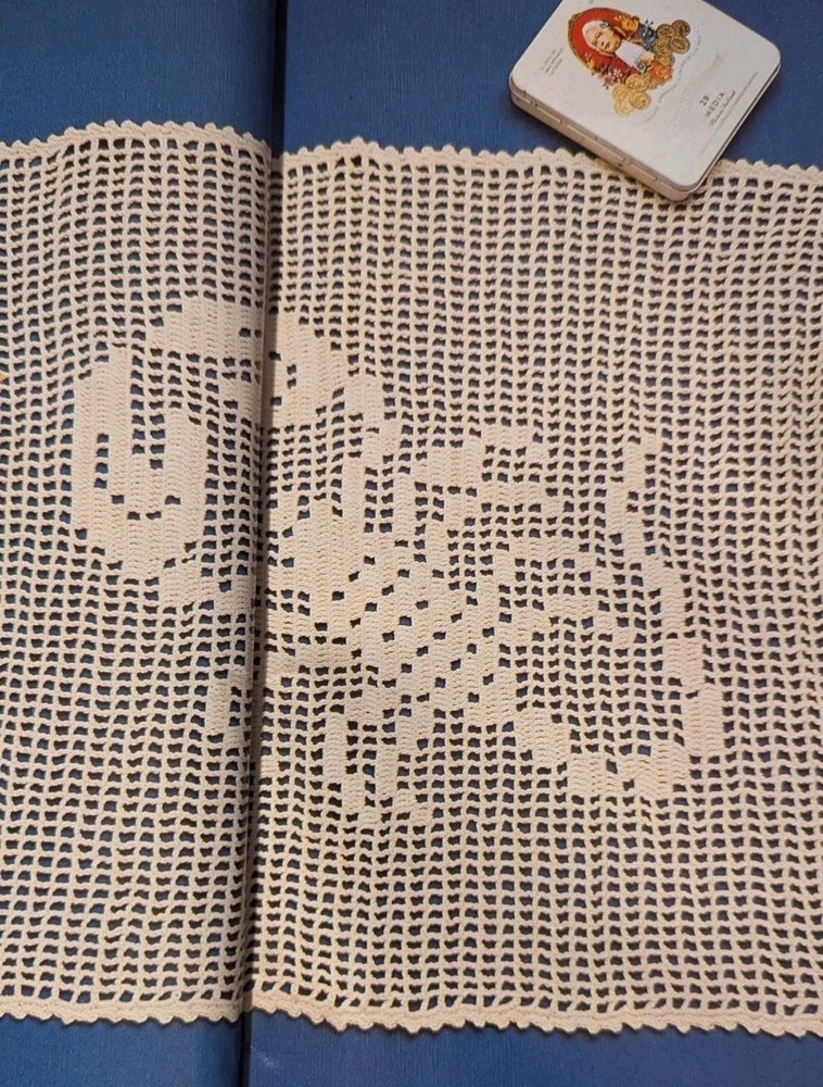 2 Crochet Fantasy Magazine Issues 9 & 12 Pattern Books Doilies Tableclothes