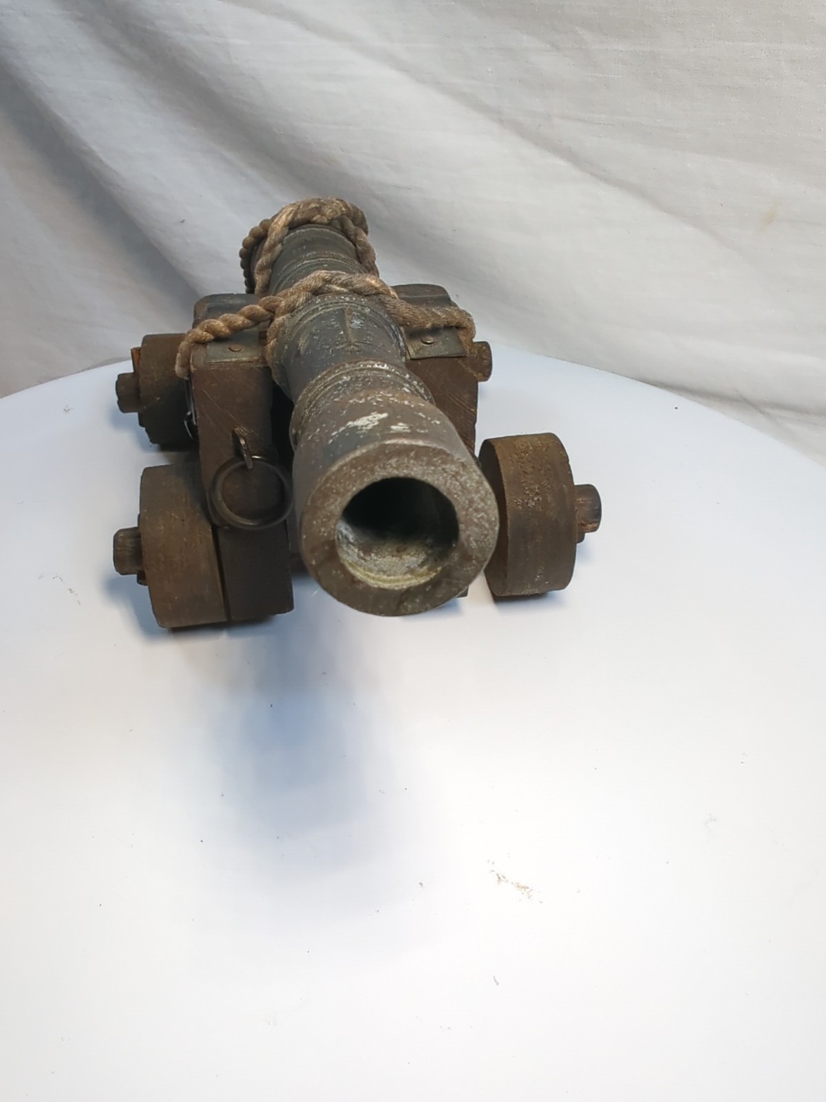 English Naval Cannon Replica XVII Century Cast Iron Oak Carriage NiceDetailing